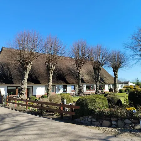 Appartement Huber - Gemuetliche Mit Terrasse Und Garten Auf Dem Lande