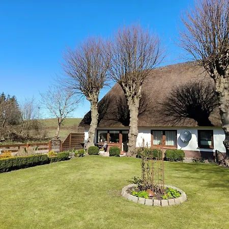 Huber - Gemuetliche Mit Terrasse Und Garten Auf Dem Lande Apartment